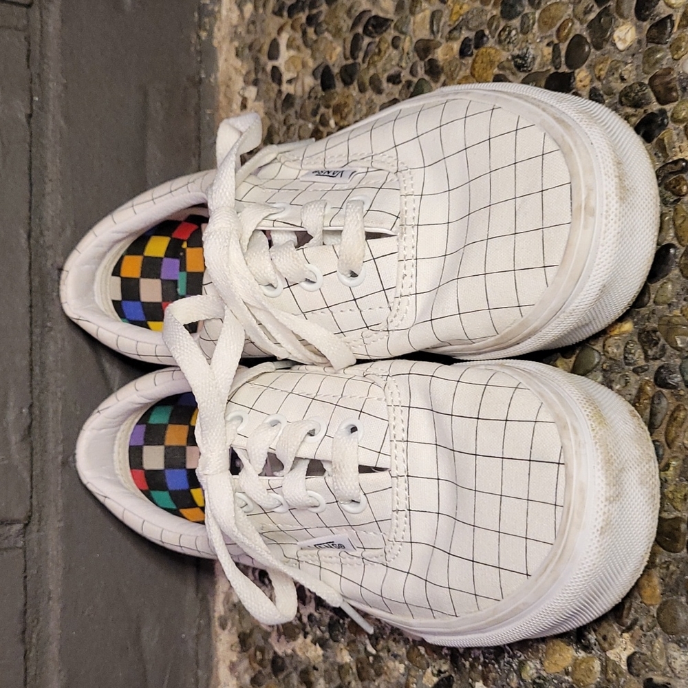 Vans Kids Off the Wall Era U Color Low Top Skate Sneaker - Size 3